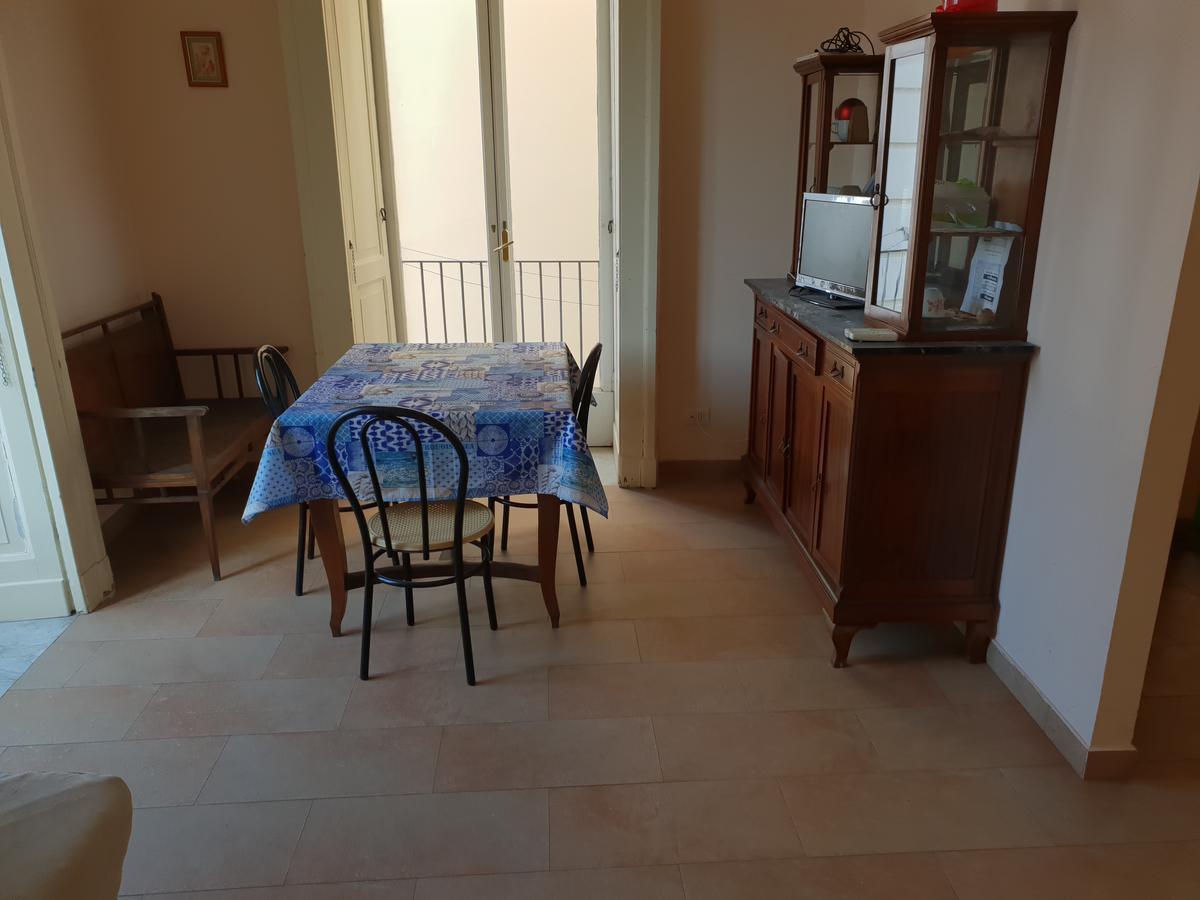 Domino House Sorrento Center Apartment Bagian luar foto